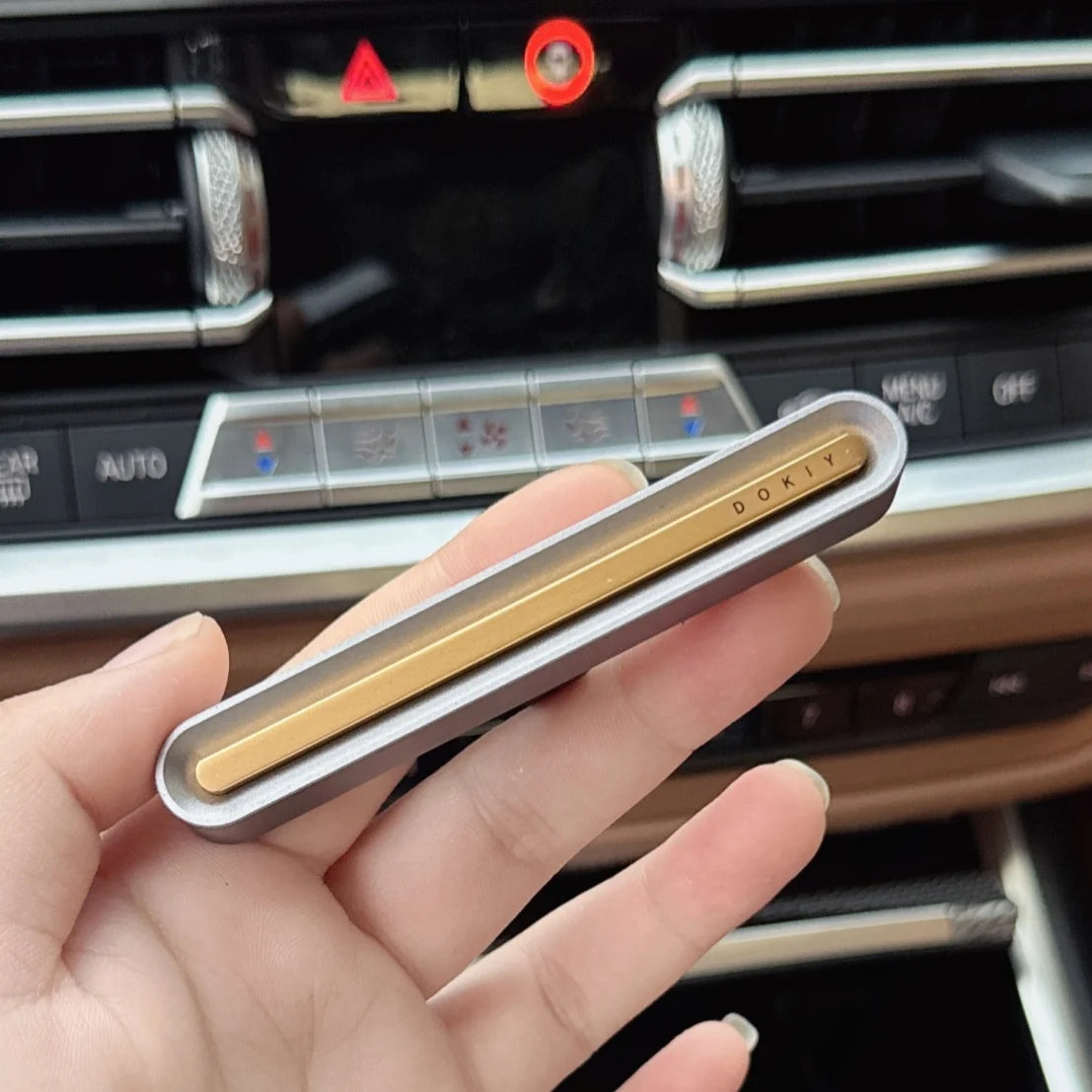 Alloy Car Air Freshener - Vent Clip Diffuser with Adjustable Intensity