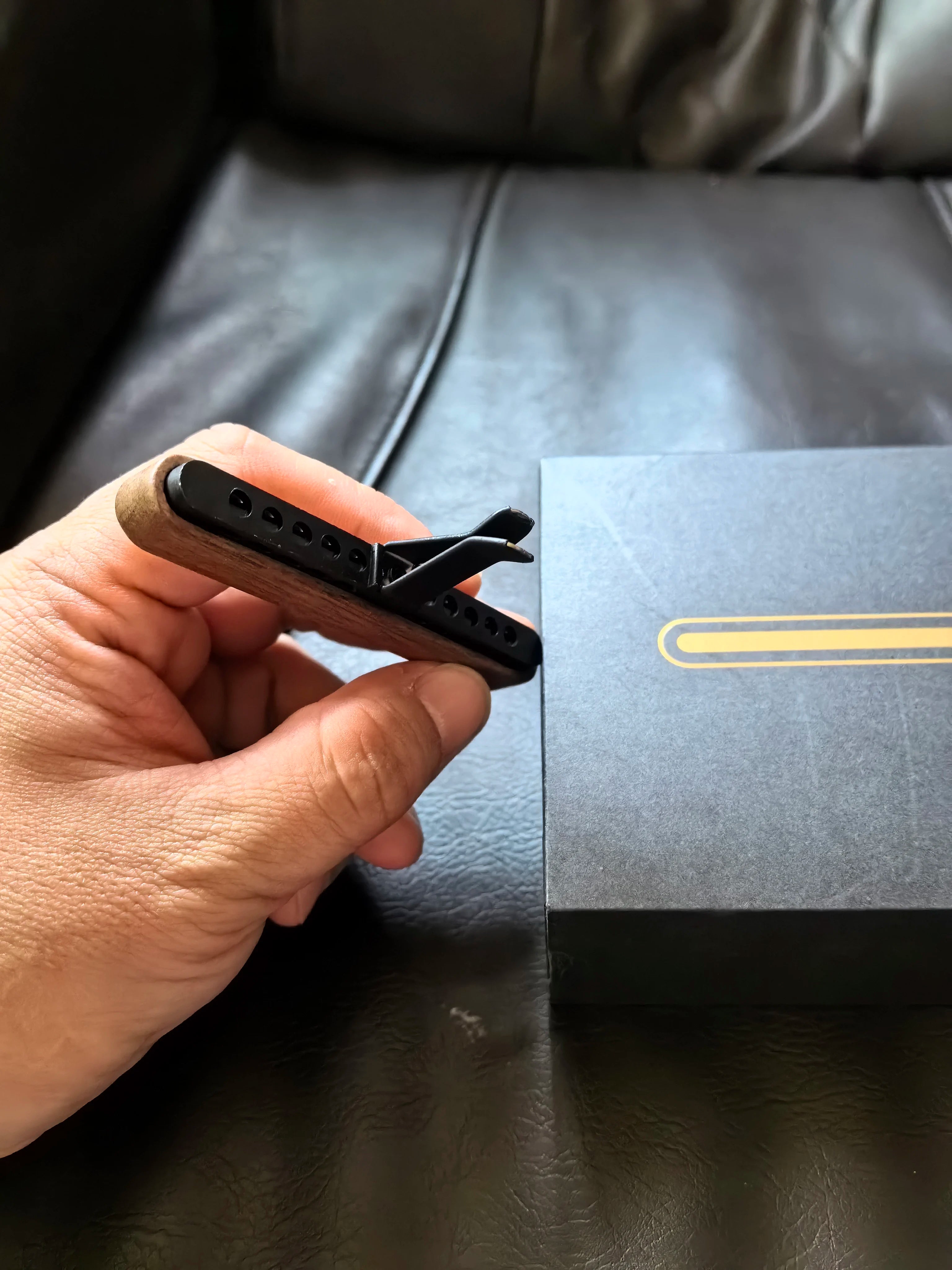 Alloy Car Air Freshener - Vent Clip Diffuser with Adjustable Intensity