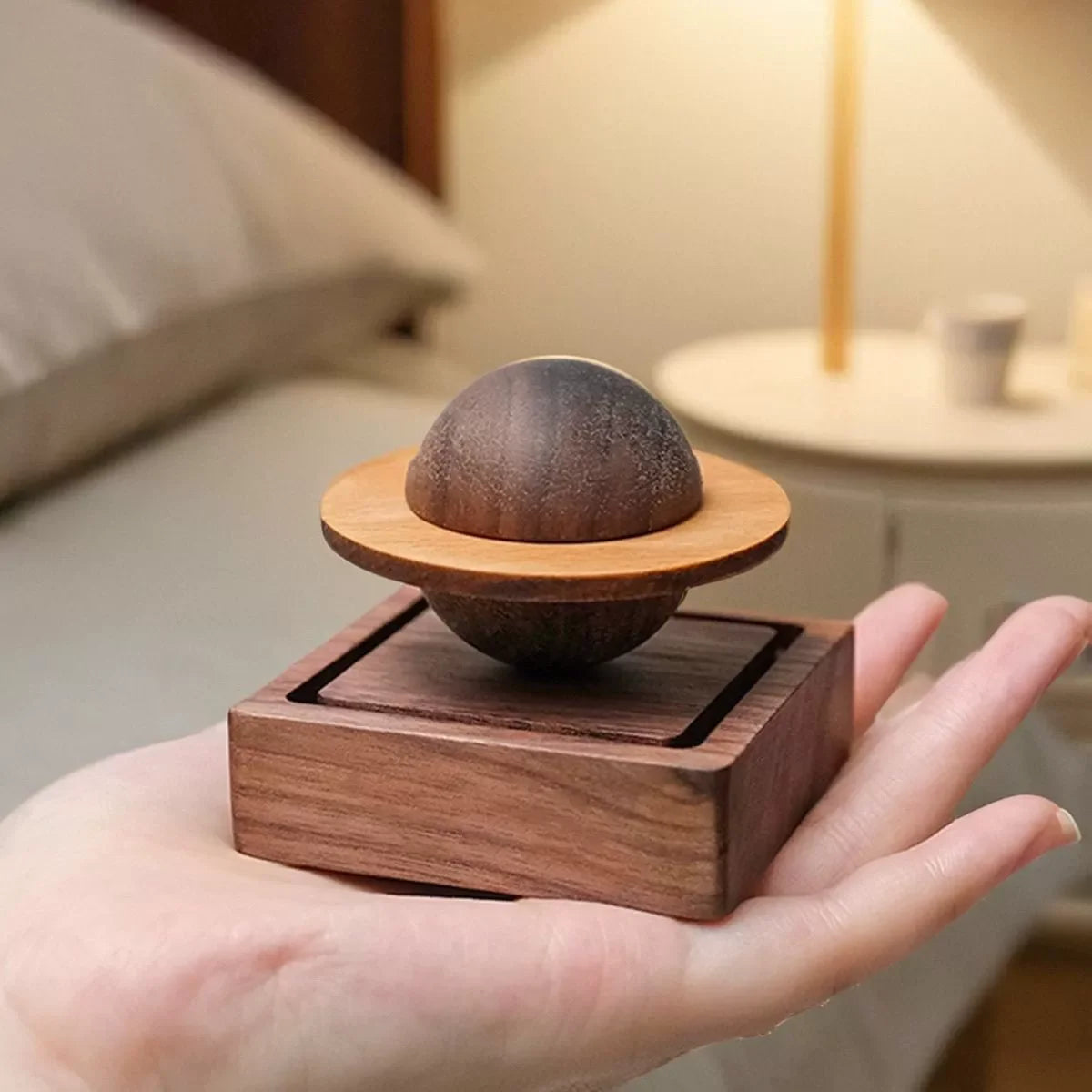 Magnetic Levitation Aromatherapy Diffuser - Walnut Wood Essential Oil Ornament